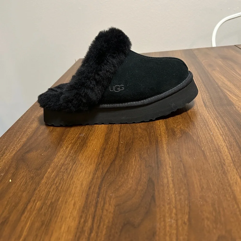 UGG Disquette Black Suede Fur Slippers - Picture 5 of 6